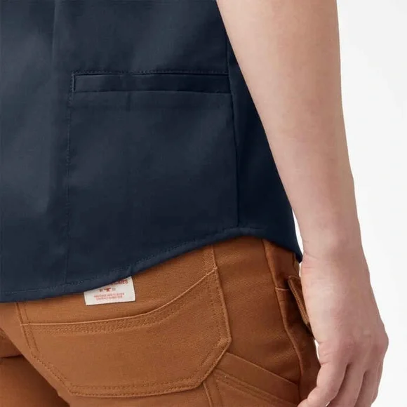 Traeger x Dickies Women's Ultimate Grilling Shirt - Picture 3 of 16